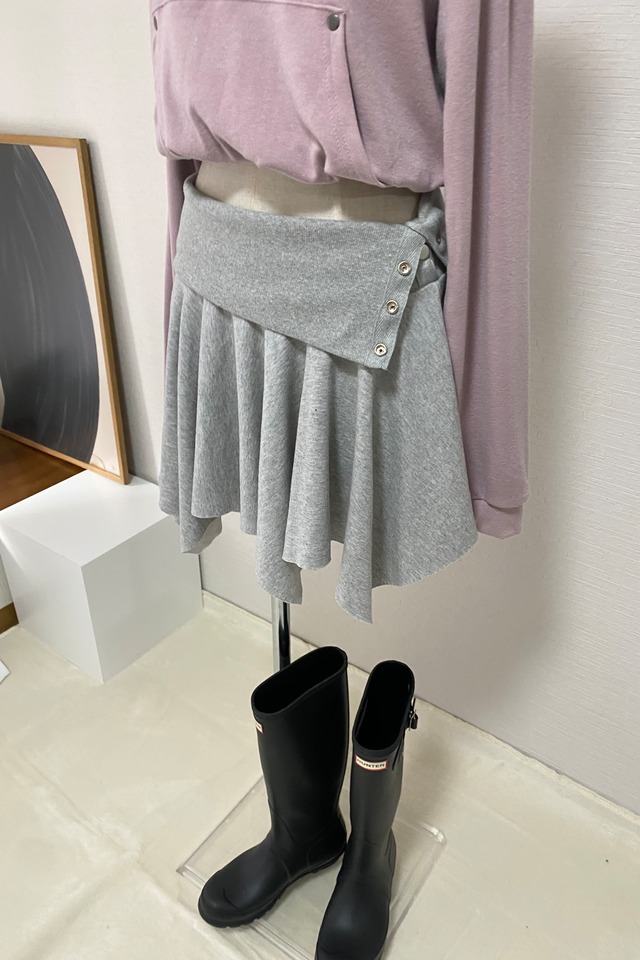 Snap Design Sweat Flare Skirt (Gray) 2603-91-002
