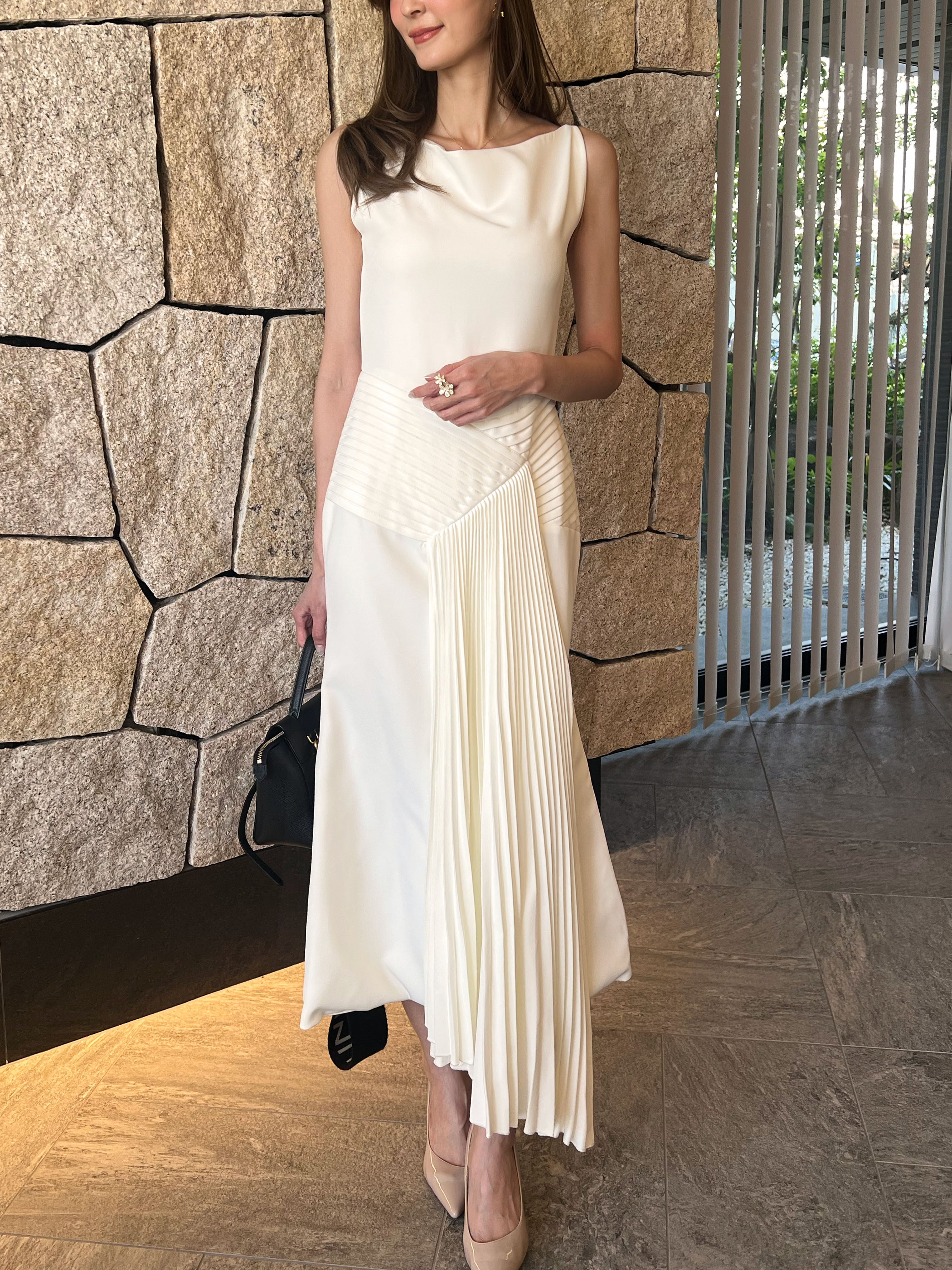 みほ様ご愛用＞【動画あり】アシンメトリーデザインバンテージプリーツ