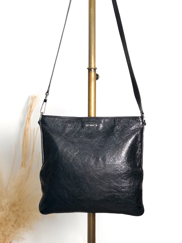 GUCCI グッチ ショルダーバッグ ブラック ロゴ レザー vintage ヴィンテージ オールド 6trb86