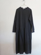 homspun(ホームスパン)天竺長袖タックスカートOP