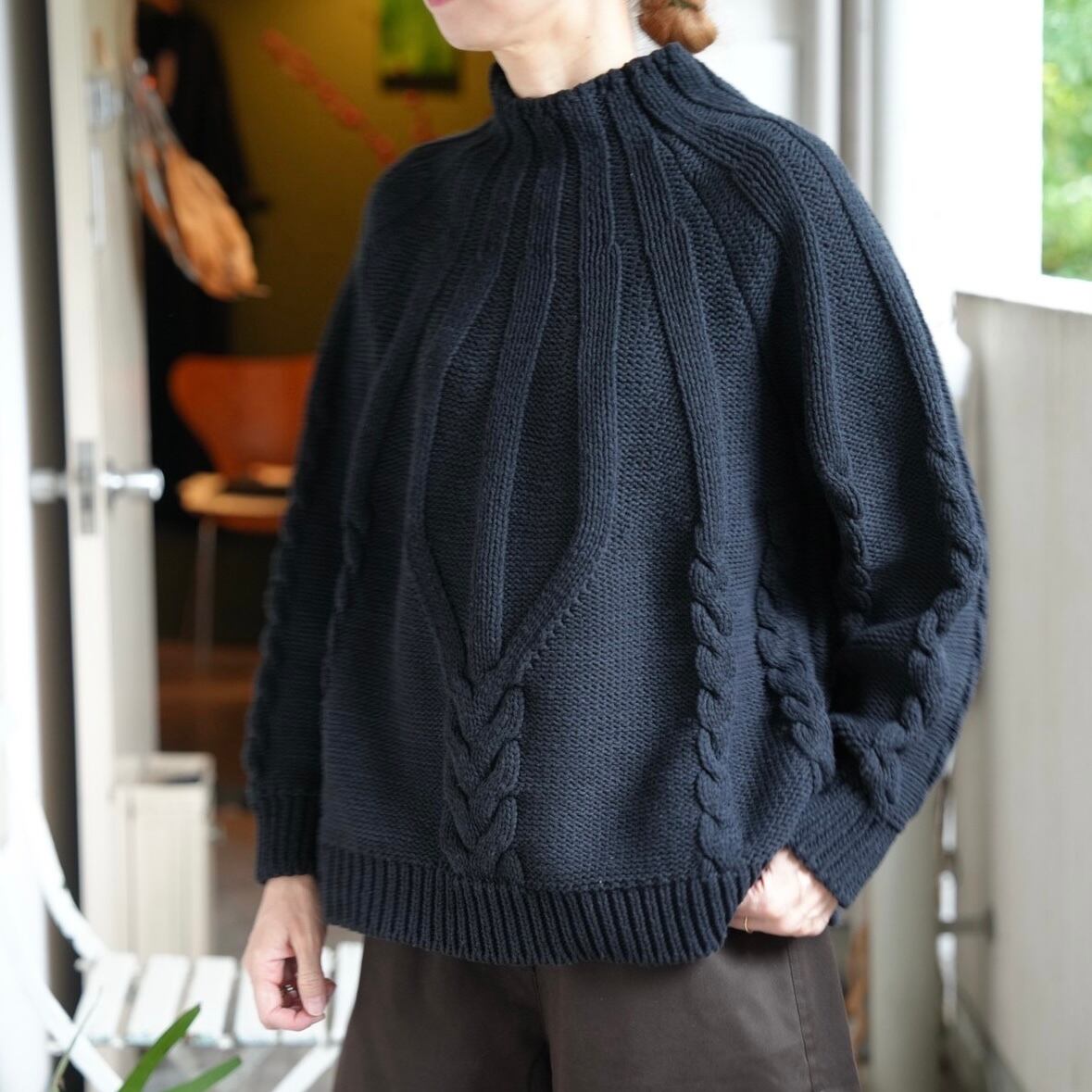 美品 ★ コルデラ CORDERA カットディテール ニットトップス 黒 CORDERA(コルデラ) COTTON CABLE SWEATER BLACK 230301 | Debby