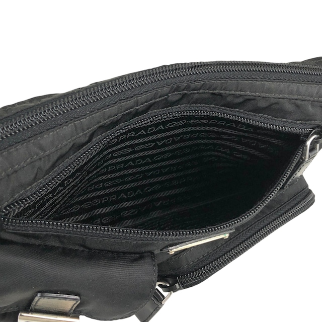 PRADA プラダ ショルダーバッグ ブラック トライアングルロゴ ナイロン スリングバッグ vintage ヴィンテージ オールド 883pem