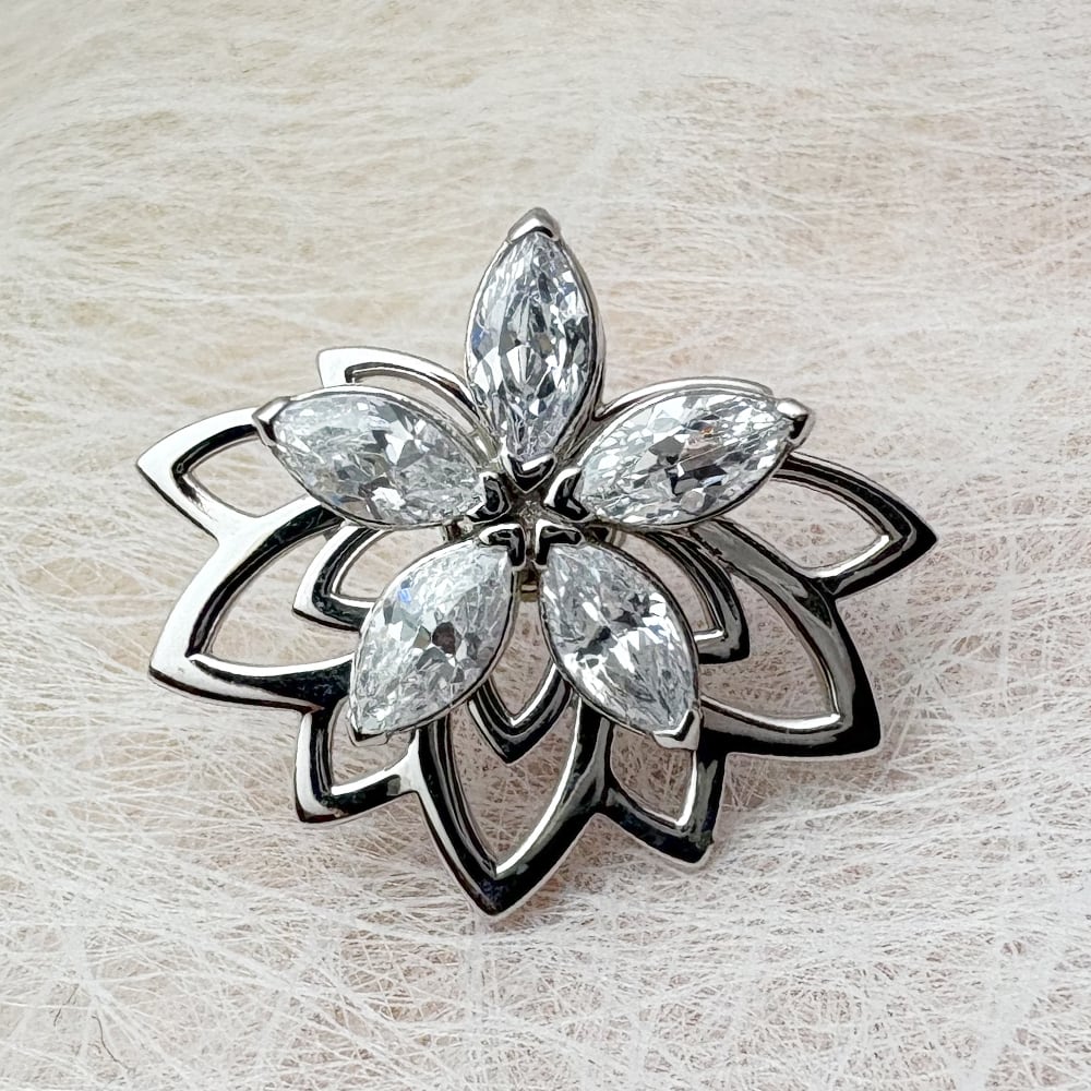 一点もの】【限定品】ブロッサムバックキャッチピアス エレノア