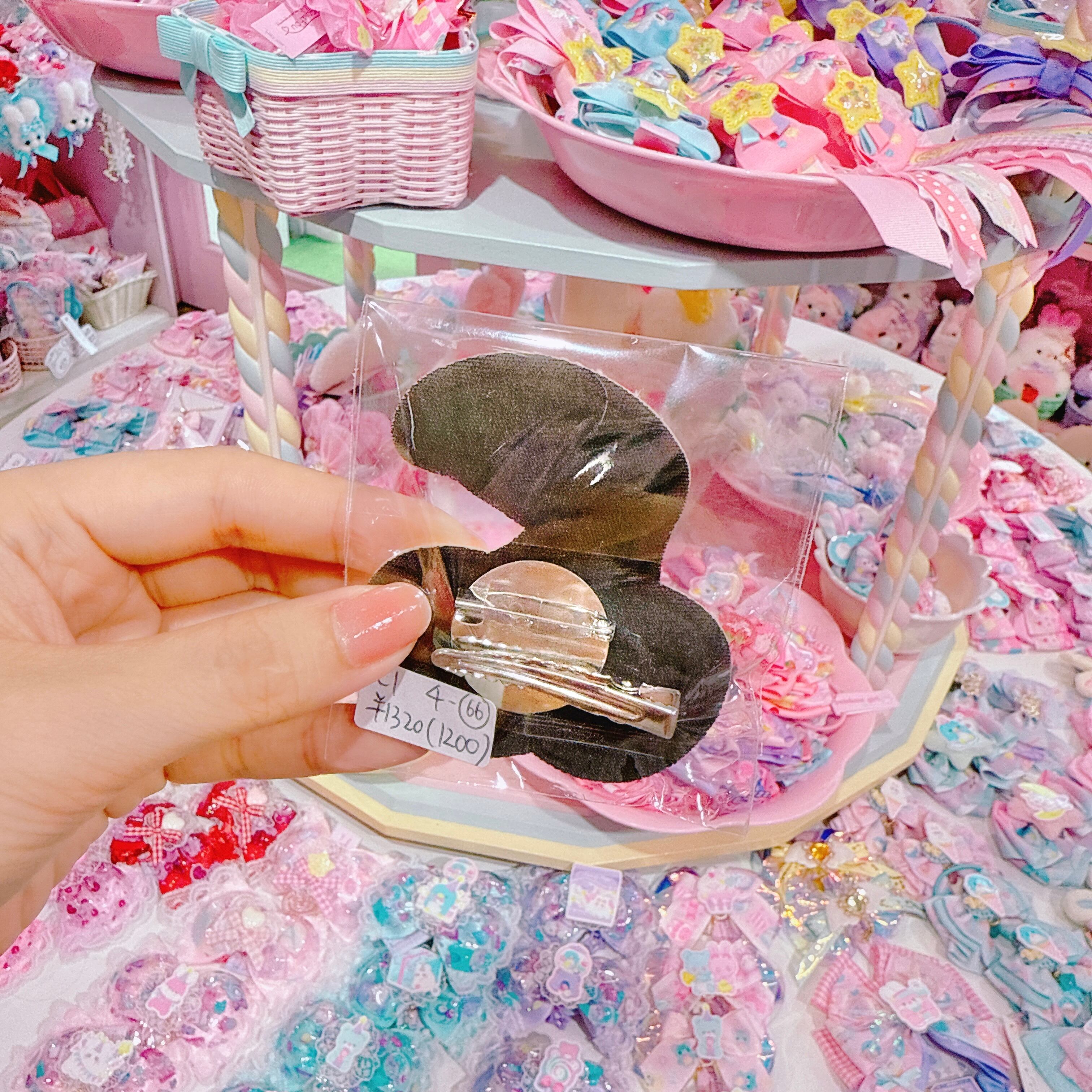 【C1】4-66クリップブローチ