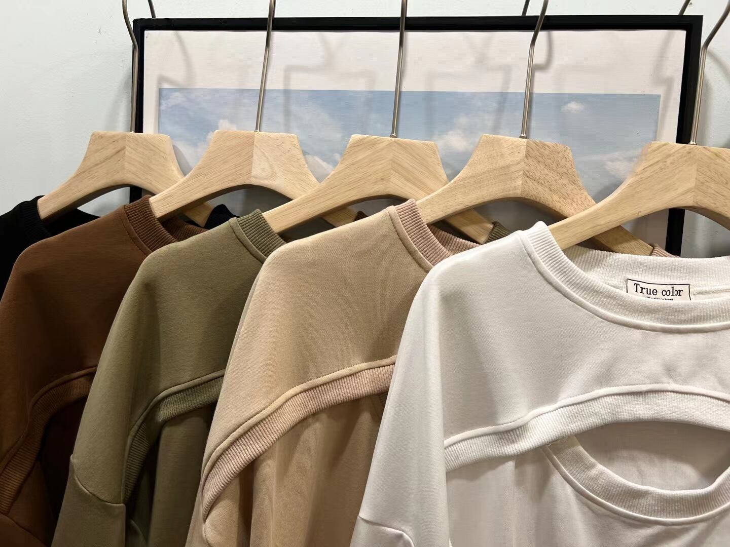 バストカットアウトトップス　AJ4Z4039-638