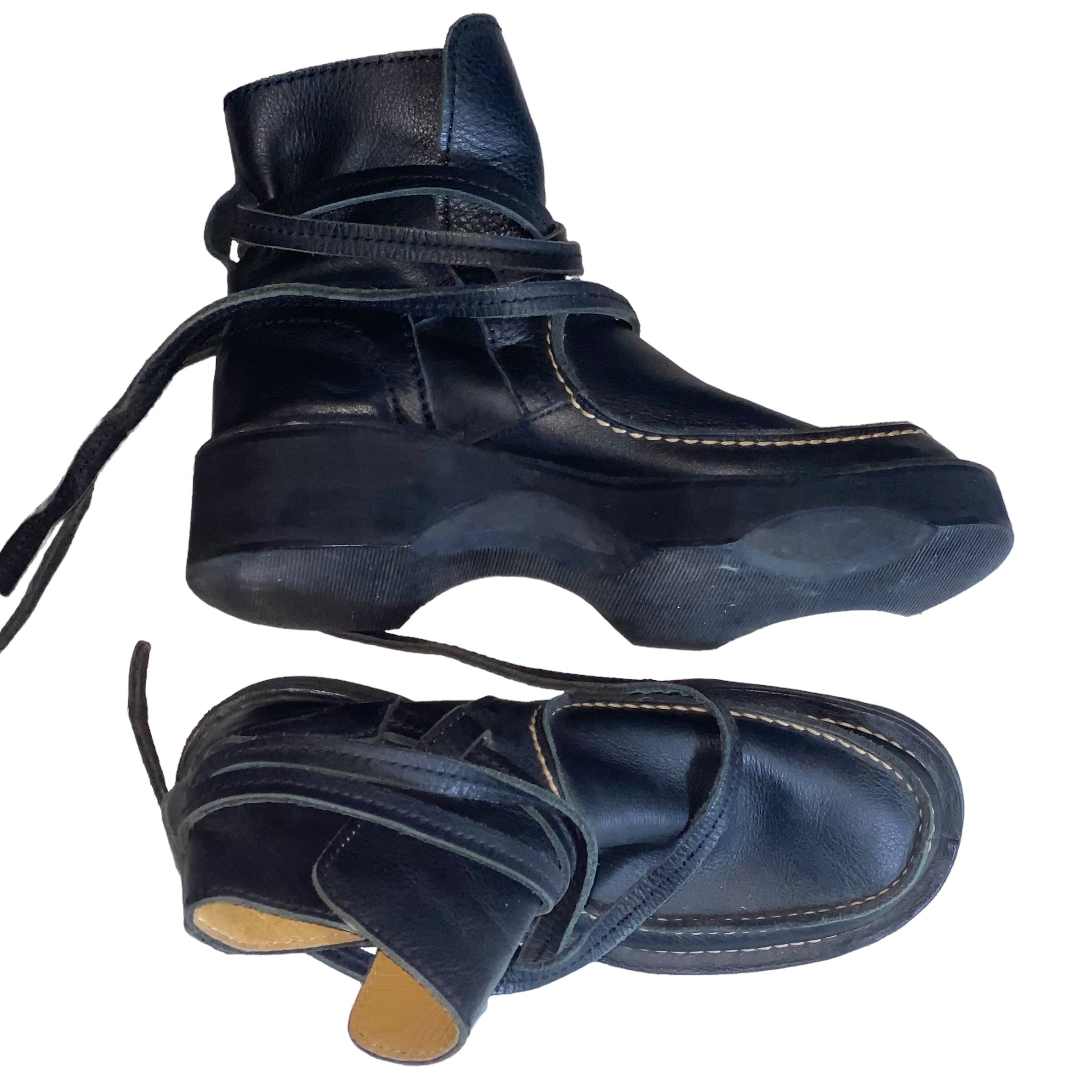 ISSEY MIYAKE MEN black leather wrap boots | NOIR ONLINE