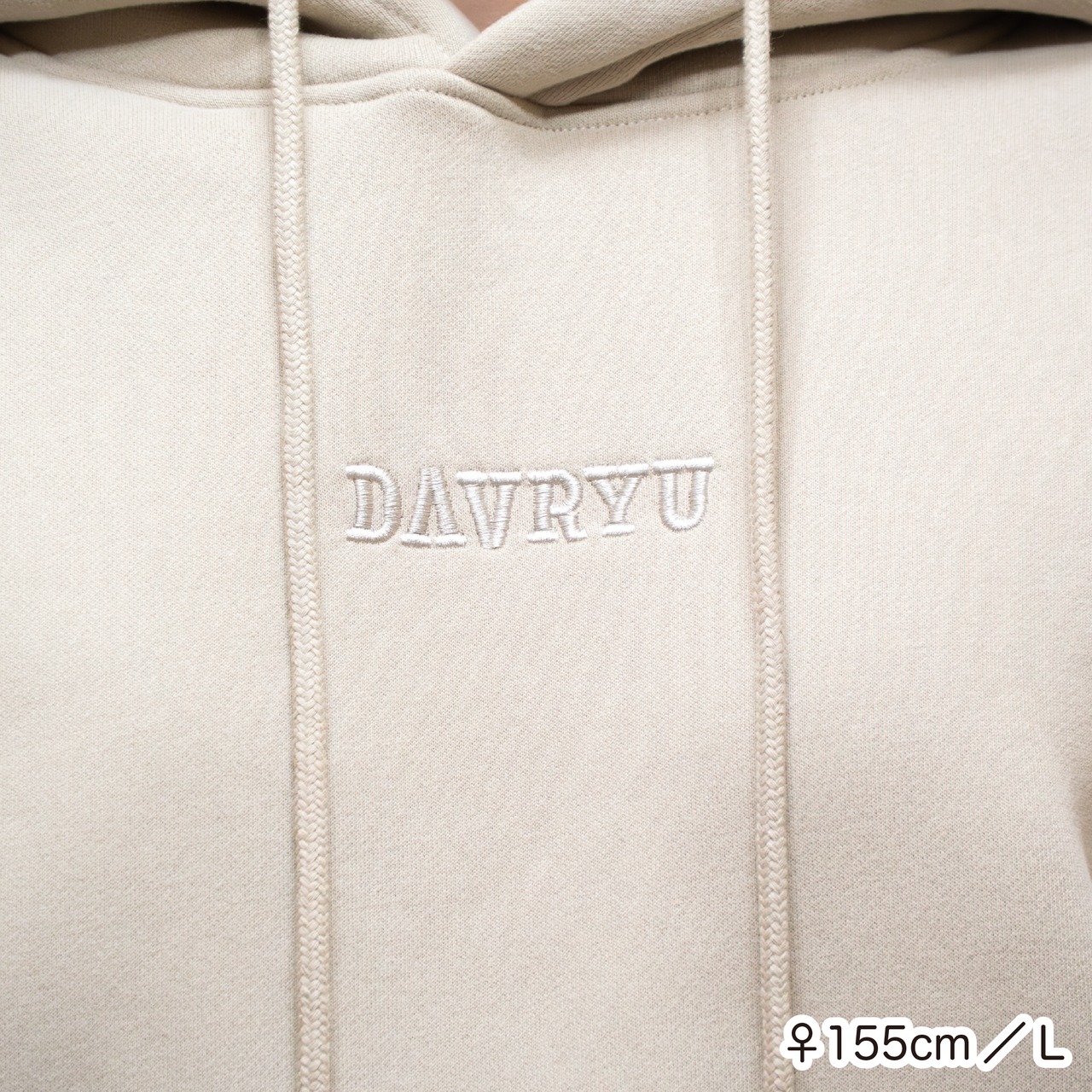 davryu bakudan HOODIE [アイボリー]