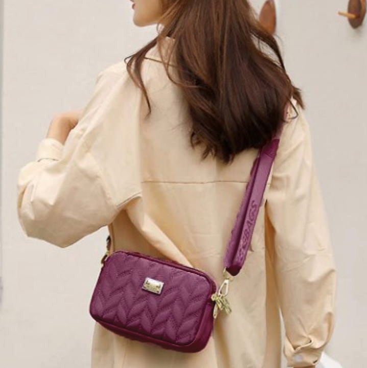 ショルダーバッグ 3ファスナーポケット ワインカラー | koolgang