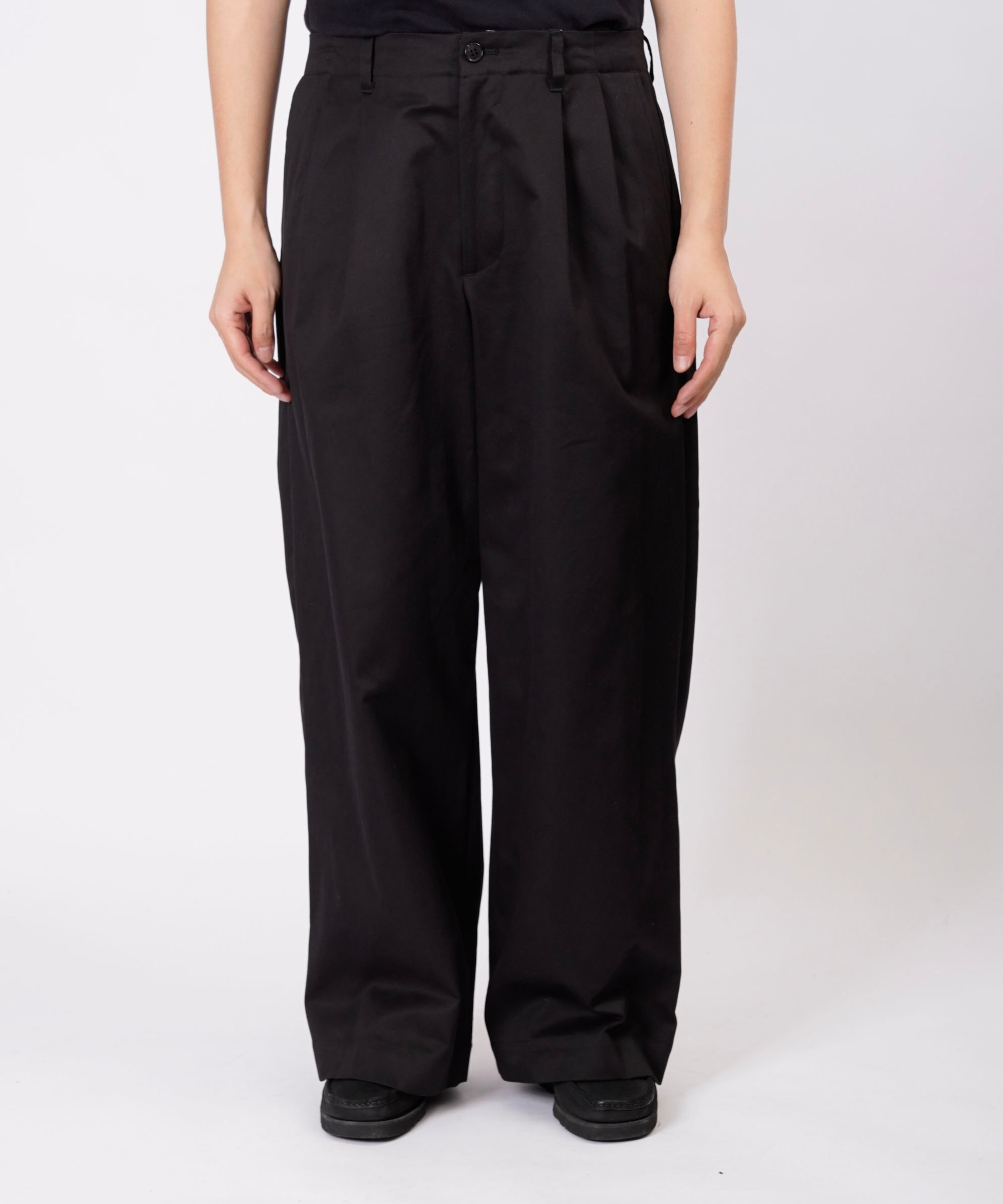 UNIVERSAL PRODUCTS チノパン UNIVERSAL PRODUCTS. / NO TUCK CHINO TROUSERS (NAVY