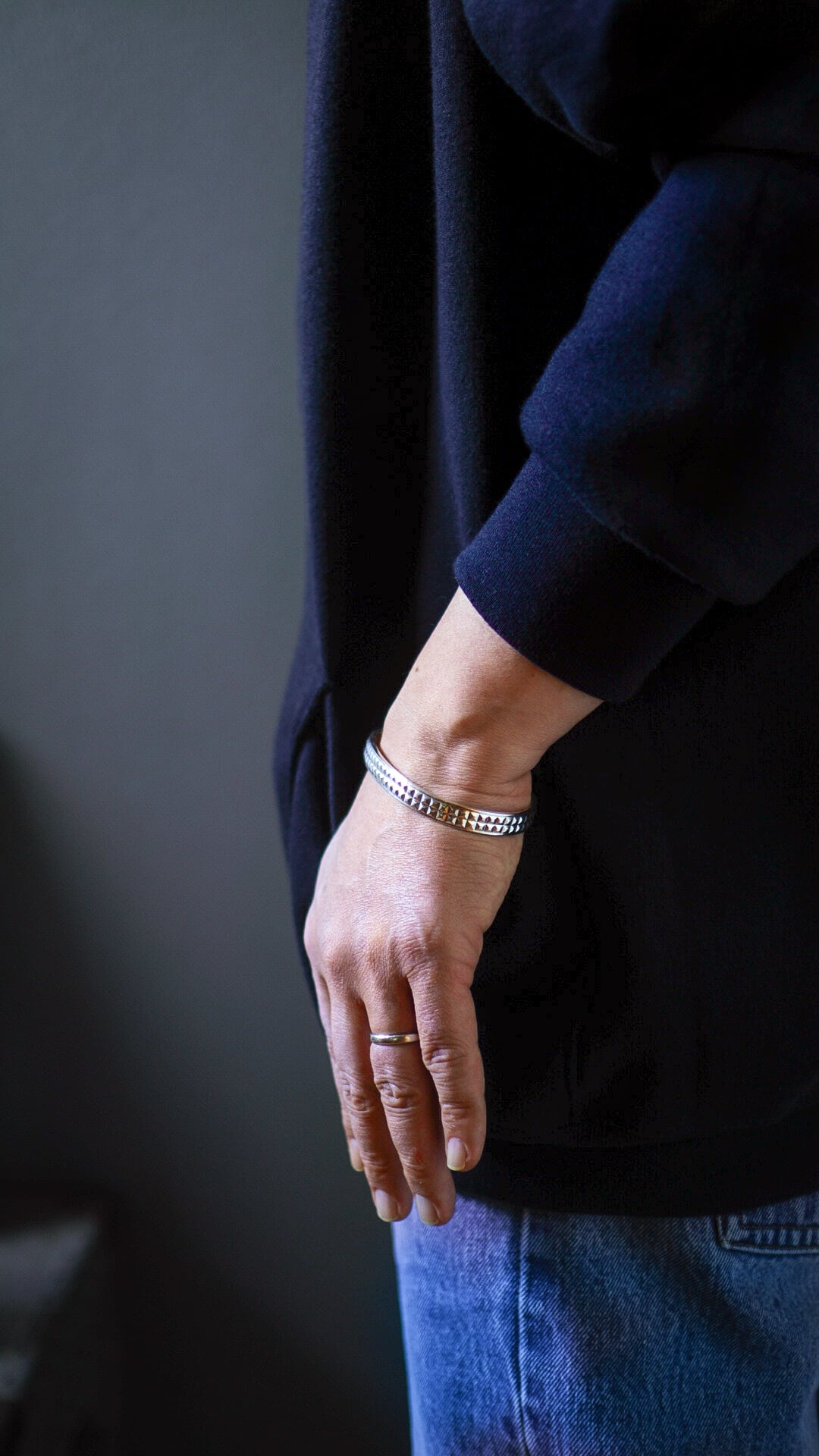 Tiffany & Co. シルバー925 カフブレスレット VINTAGE】TIFFANY&Co. ティファニー スタッズ バングル 《カフ