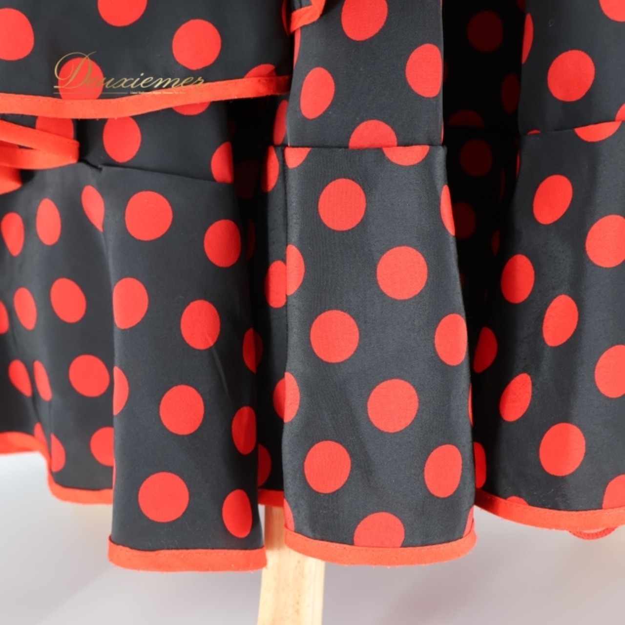 フラメンコ 衣装 ファルダ スカート 黒 赤 水玉 ドット フリル ポップ prima boutique プリマブティック ブラック系 レッド系 大人用 舞台衣装 ダンス衣装 おしゃれ レディース