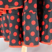 フラメンコ 衣装 ファルダ スカート 黒 赤 水玉 ドット フリル ポップ prima boutique プリマブティック ブラック系 レッド系 大人用 舞台衣装 ダンス衣装 おしゃれ レディース