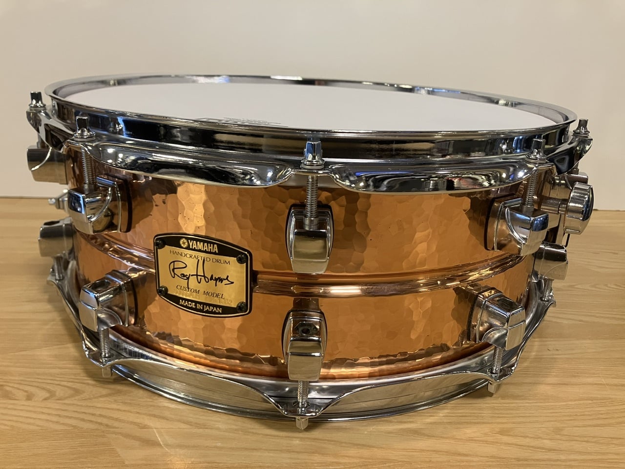 TESTAMENT テスタメント サイン入りドラムヘッド、ピックセット 完成！ 昨日作ってたのは、この前抽選で当たったMETALLICAのサイン入り