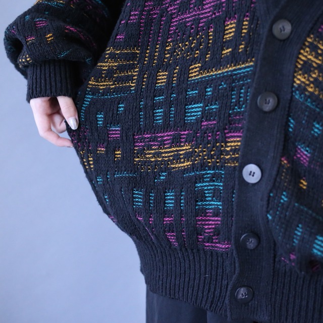 "LONDON FOG" psychedelic multi color design loose silhouette knit cardigan