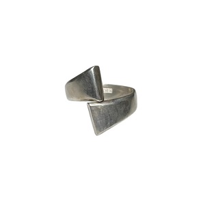 vintage serpent design silver ring