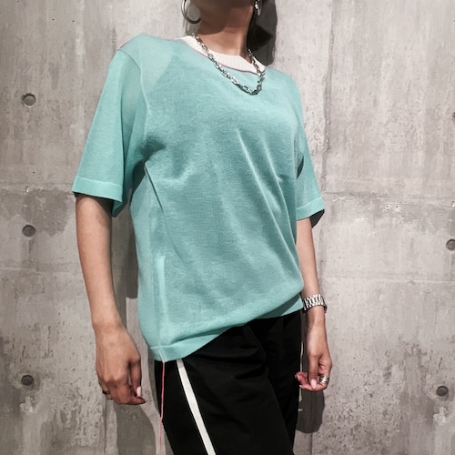COLOR LINKING KNIT TOP