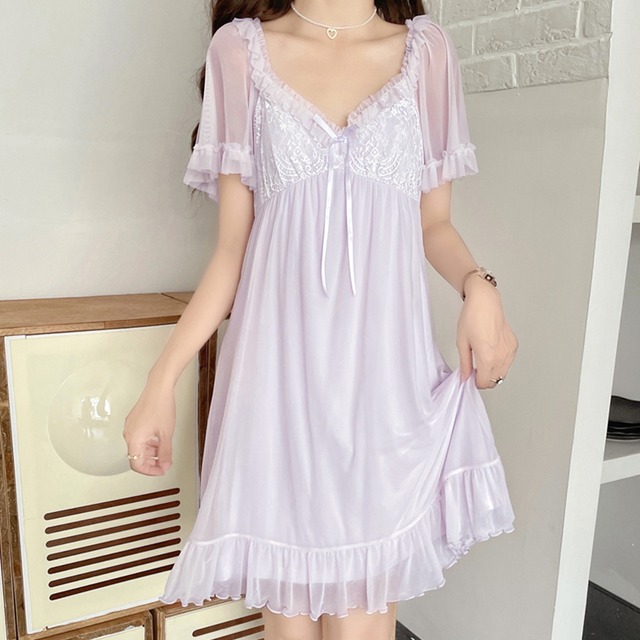 ルームウェア レディース ワンピース パジャマ ネグリジェ 部屋着 寝間着 お家コーデ ミディアム丈 ひざ丈 半袖 Aライン リボン Vネック 透け感 レース フリル かわいい 大人可愛い ロマンチック フェミニン お洒落 ラブリー キュート ガーリー ナチュラル ルーズ リラックス ラグジュアリー 抜け感 華やか 主役級 送料無料 存在感 無地 お泊まり 休日 旅行 M L XL ゆったり ゆる パープル ピンク 春 夏 10代 20代 韓国 韓国系 体型カバー 楽ちん ギフト プレゼント お揃い モテ