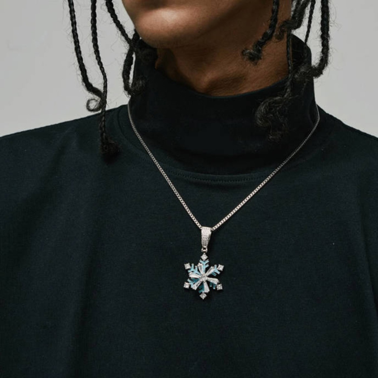 回転雪発光ネックレス W172