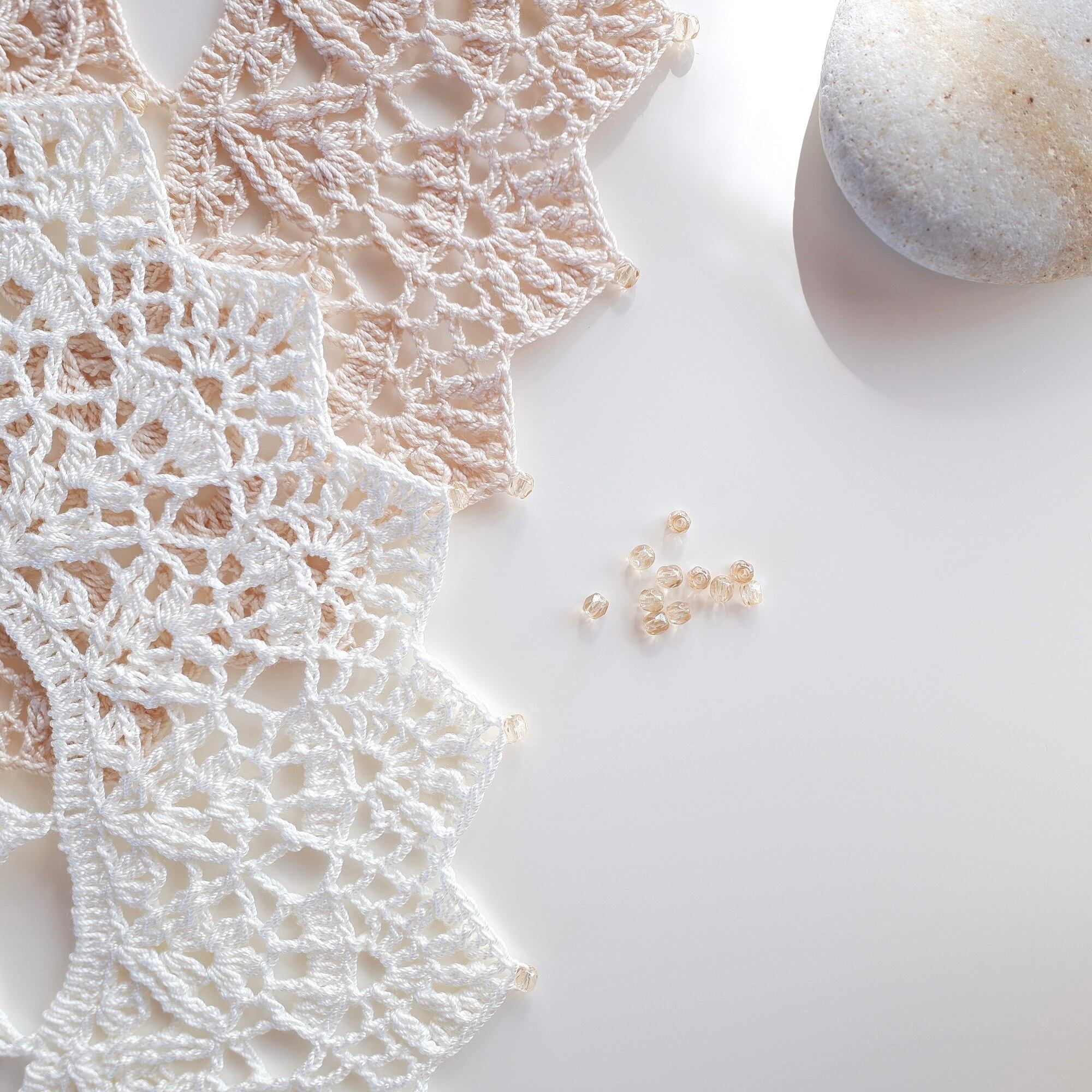 Organic Cotton] 24cm フランス製レース糸使用◎ チェコビーズの縁取り