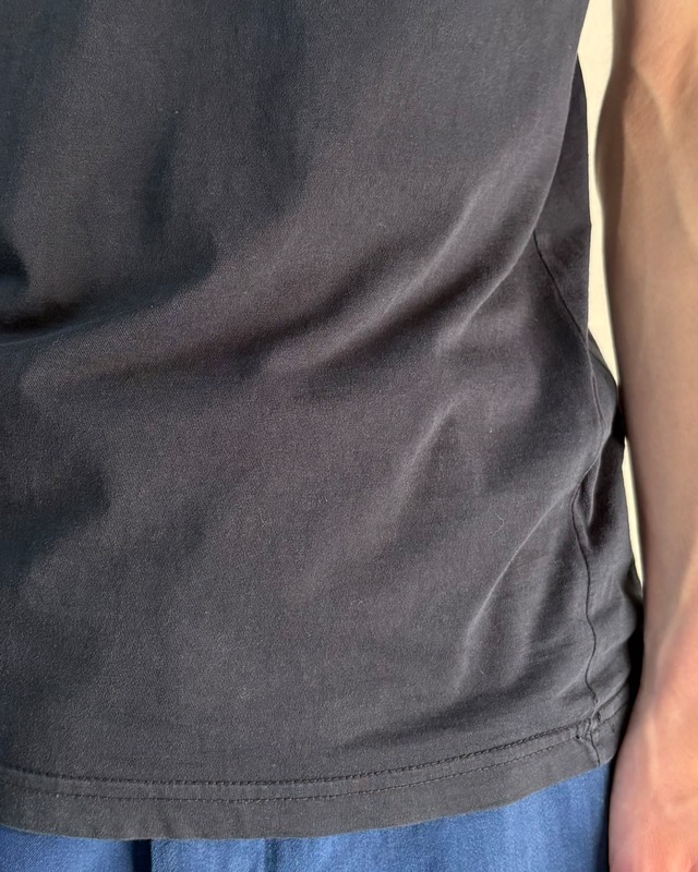 【PRADA】basic v-neck T-shirt