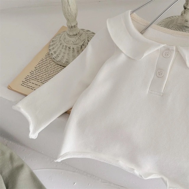 【取寄】シンプルだけど使い勝手抜群なピーターパンカラーメロウ風トップス