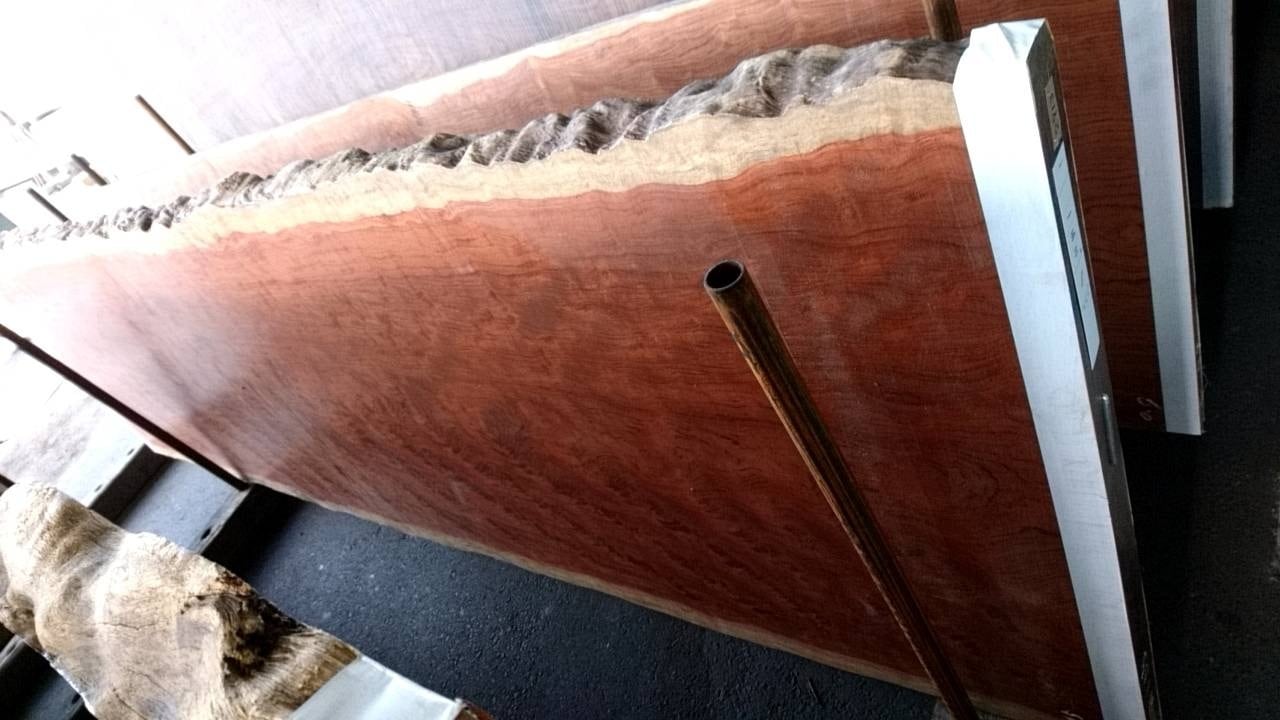 HTHTDCND 一枚板　テーブル　玉杢　切り株　花台 HTHTDCND 一枚板 テーブル 玉杢 切り株 花台 HTHTDCND 一枚板