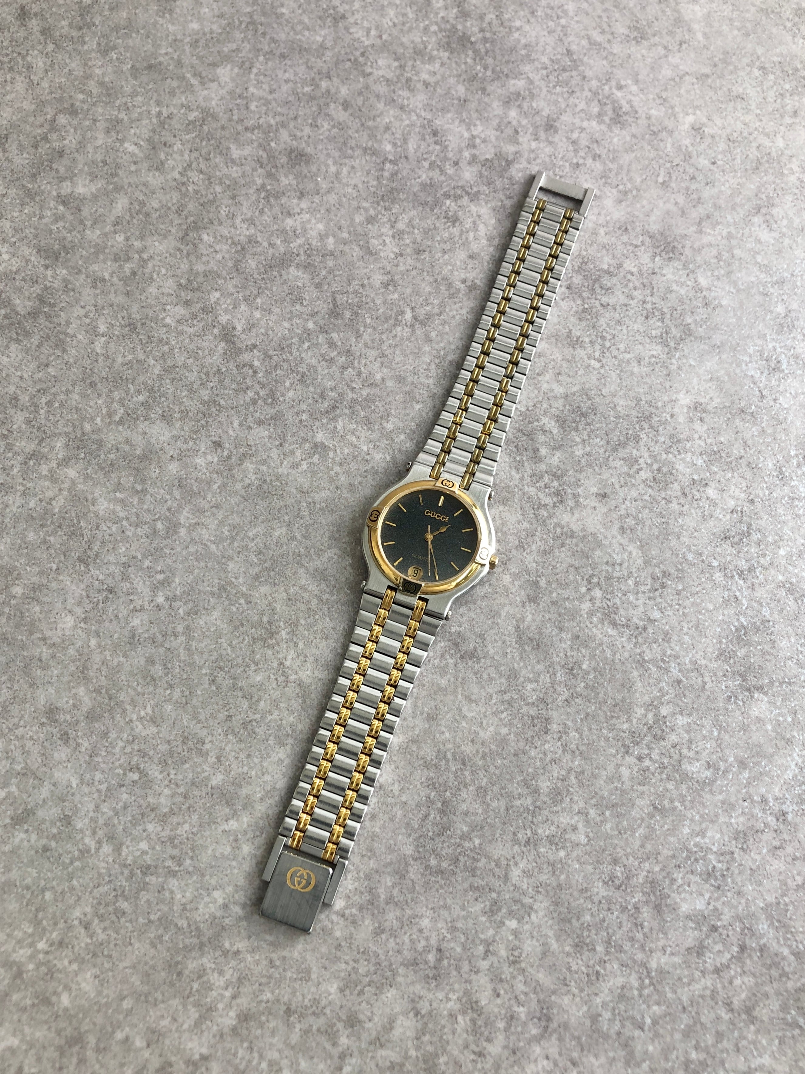 GUCCI グッチ 腕時計 シルバー×ゴールド ロゴ ステンレススチール