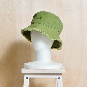 ロゴ刺繍 フリンジ バケットハット