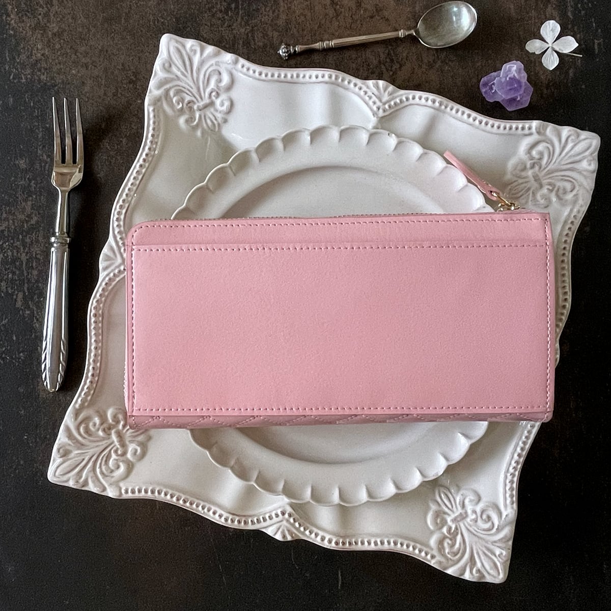 桜色のキルティングケーキ長財布 | Pay ID