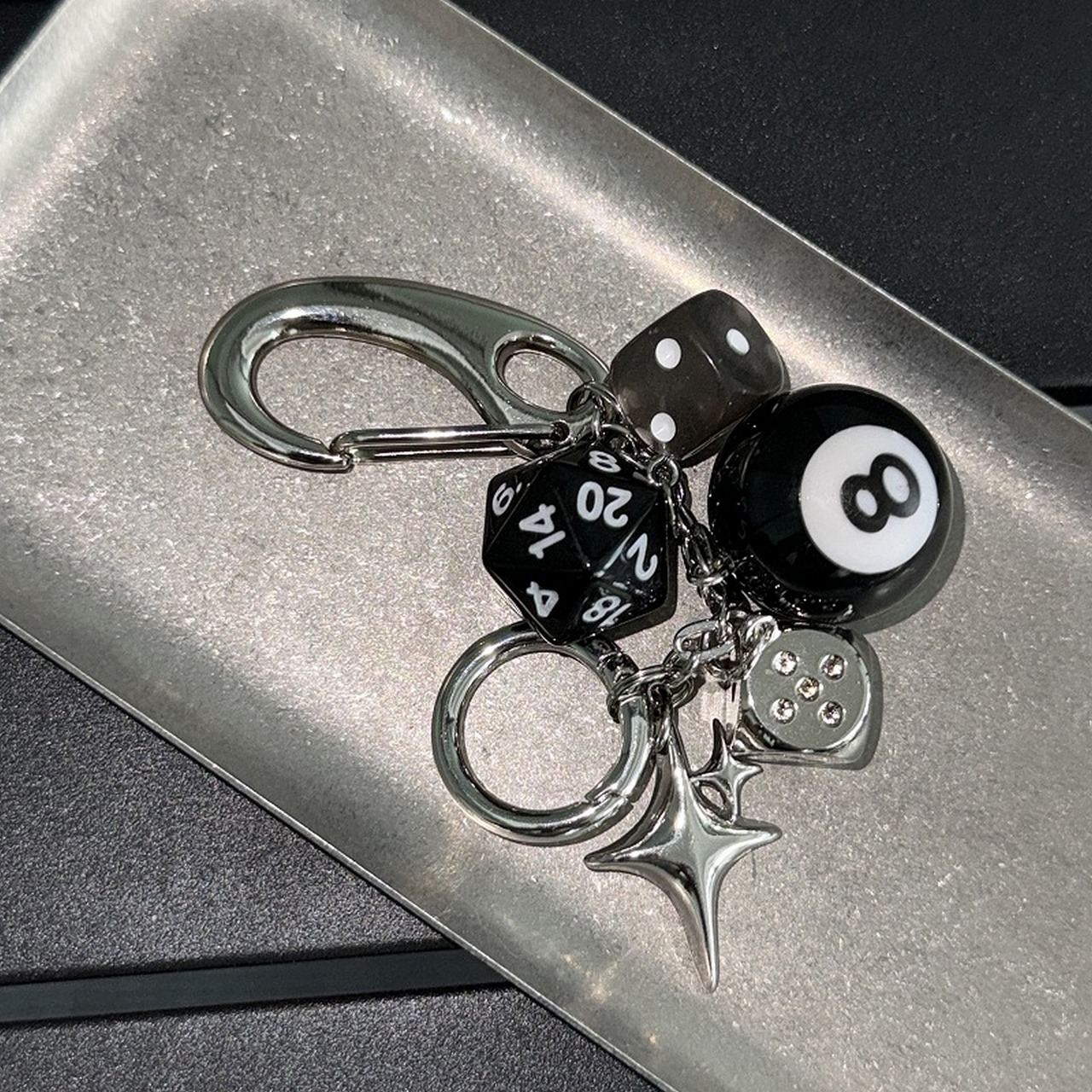 BLACK8 サイコロ パンツキーチェーン G126