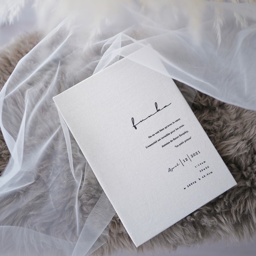 【 約１ヶ月後発送 】“ white ”  fabric name board ｜ コットンリネンのファブリックネームボード ｜ 布の命名書 ｜ アンティーク
