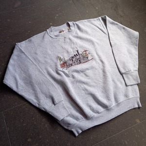 FRUIT OF THE LOOM 刺繍スウェット used [104043]