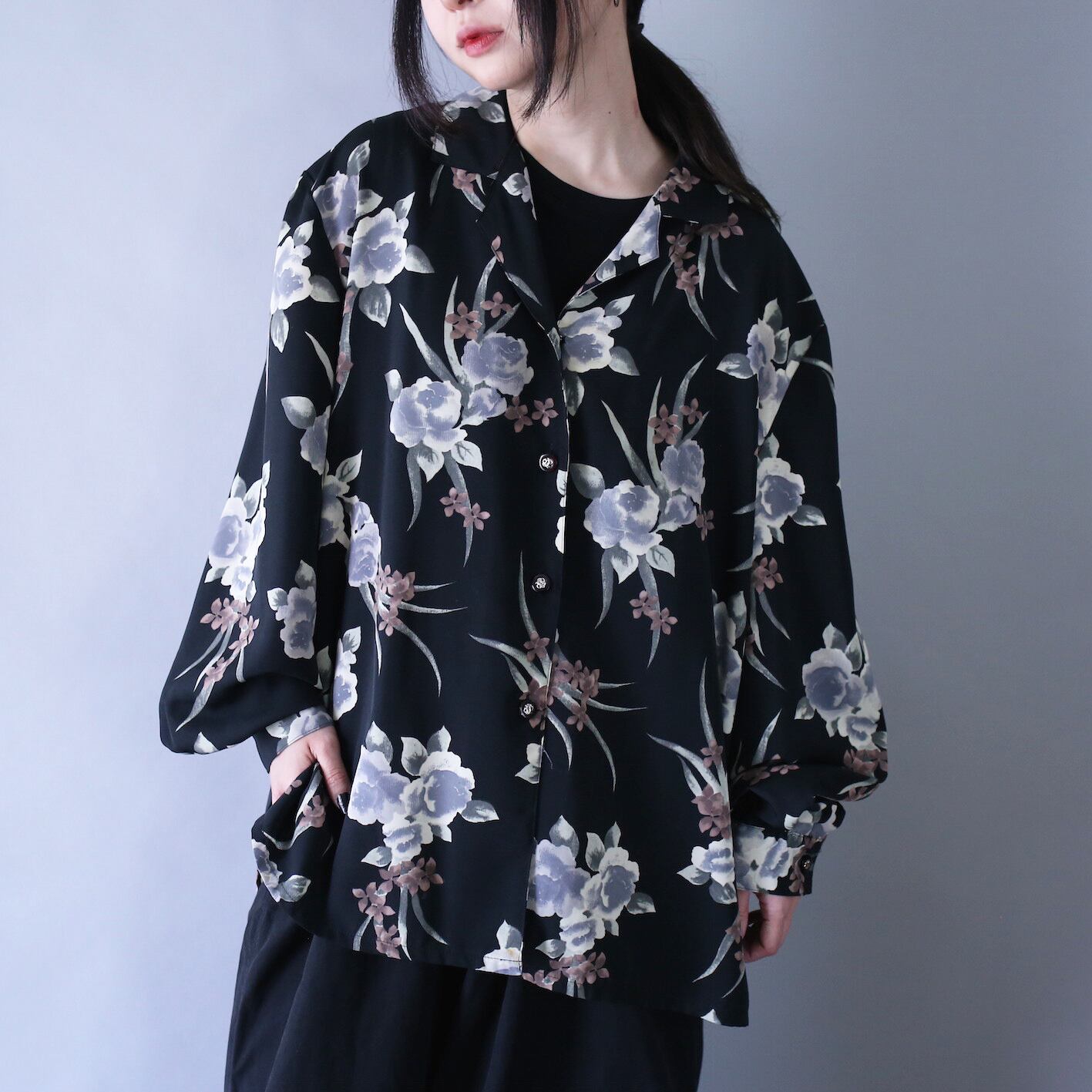 beautiful flower art pattern special button loose silhouette open-collar shirt