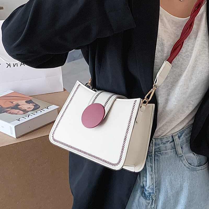 オールマッチレディースワンショルダースモールバッグメス2020人気の新しいトレンディなファッションバージョンのネットレッドクロスボディスモールスクエアバッグ 手作りハンドバック1876300192