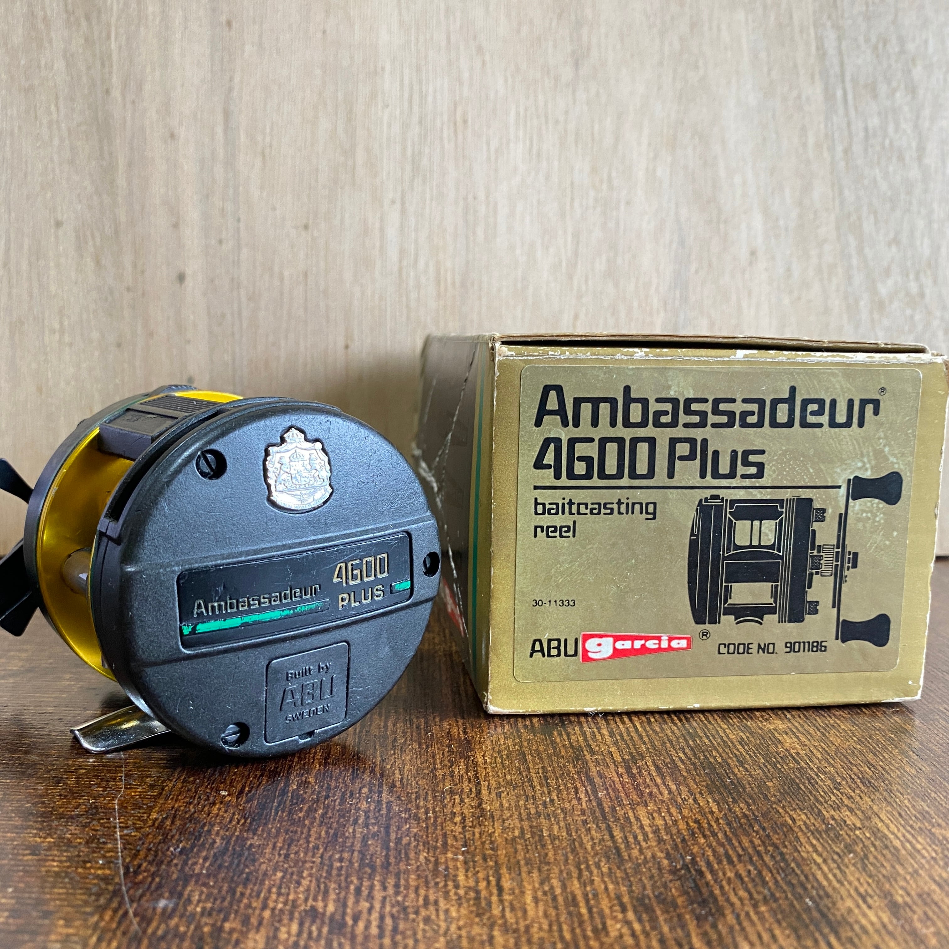 ◇1985年◇ABU Ambassadeur 4600 PLUS 箱付 / アブ アンバサダー