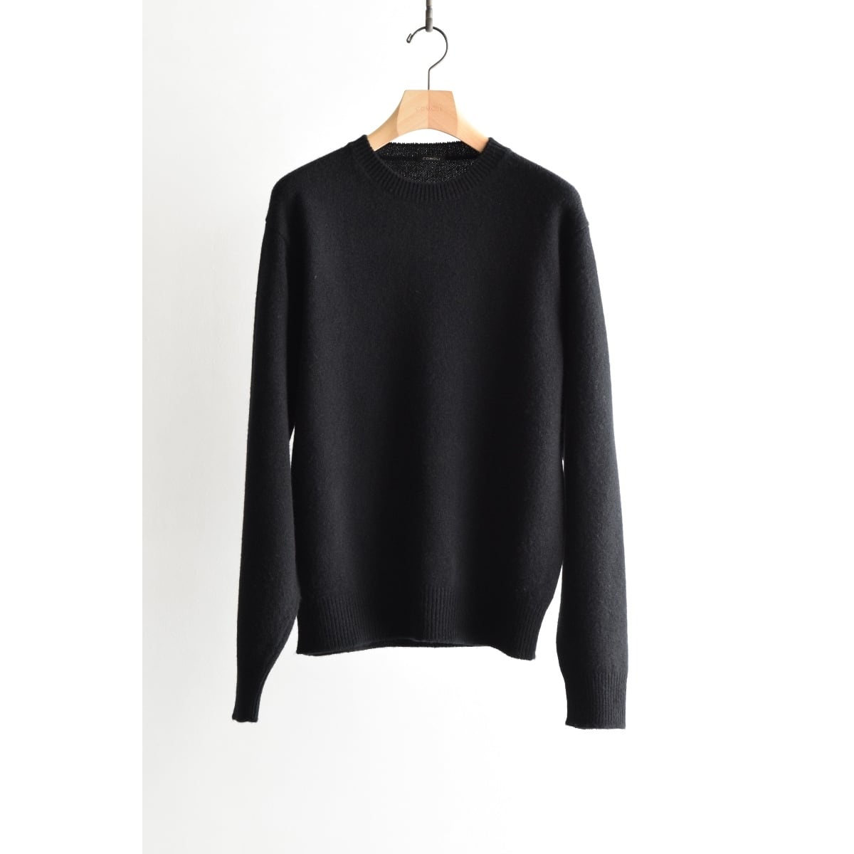 タグ付き　COMOLI ラムズウール クルーネックニット (C03-06007) COMOLI ｜ ラムズウール クルーネックニット | HJ GALLERY