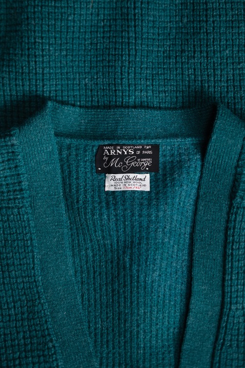 [1970s–Early 1980s] “ARNYS by McGeorge” Real Shetland Wool Basket-Knit Cardigan (Made in Scotland)