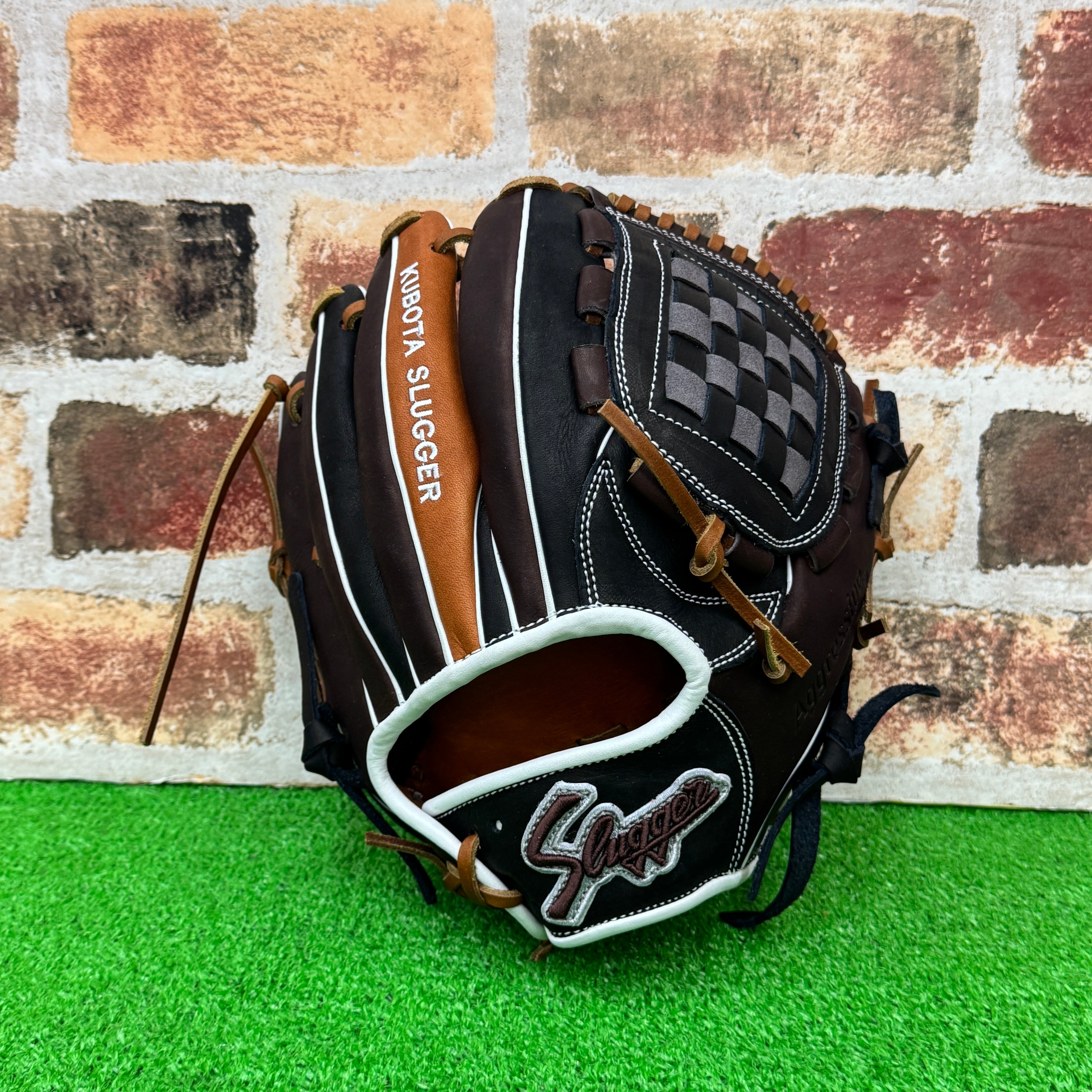 バンダイスポーツ　別注　オーダーグローブ バンスポ店舗別注】 久保田スラッガー軟式オーダーグローブ T0 予約
