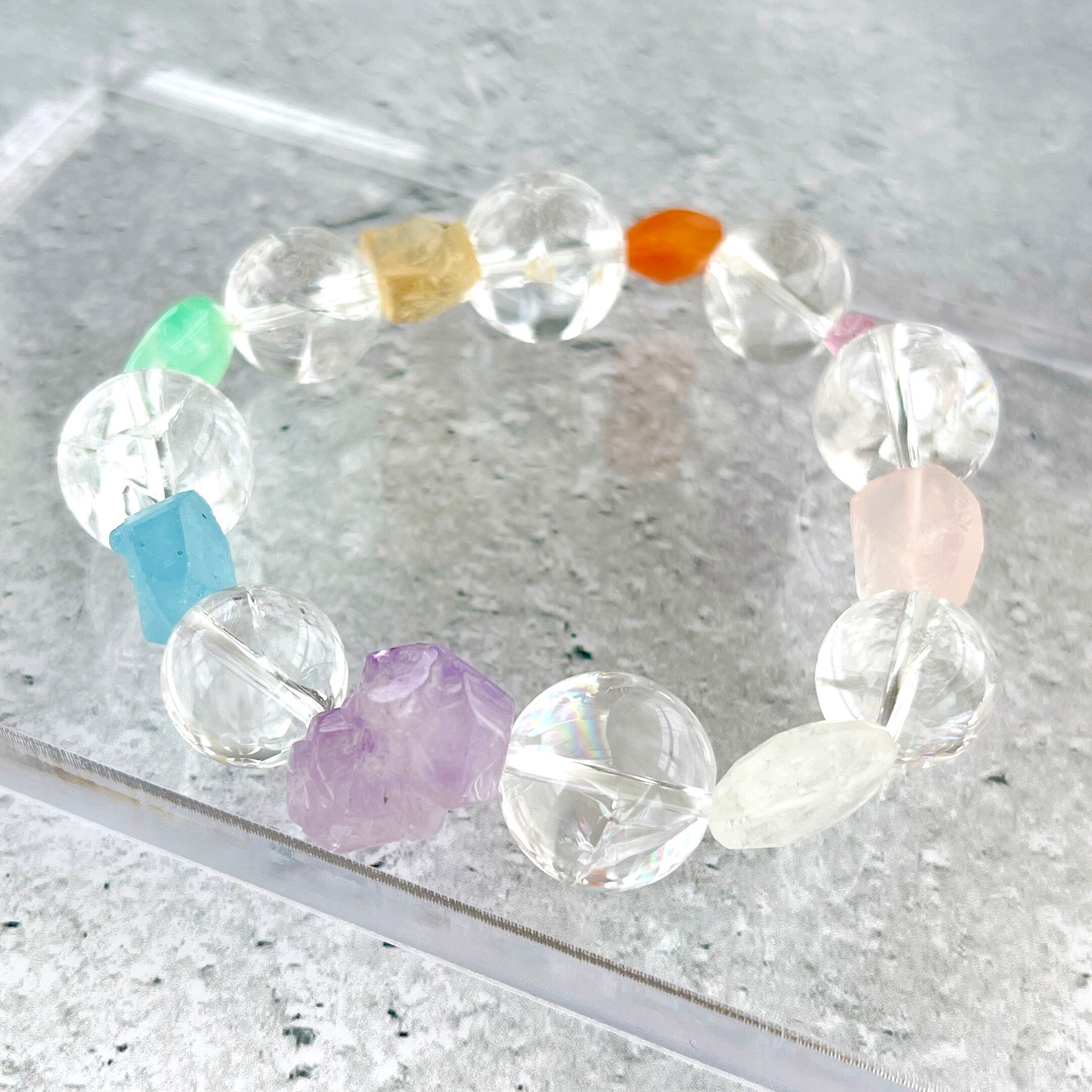 レインボーブレスレット✧ラフタンブルタイプ・虹のブレスレット