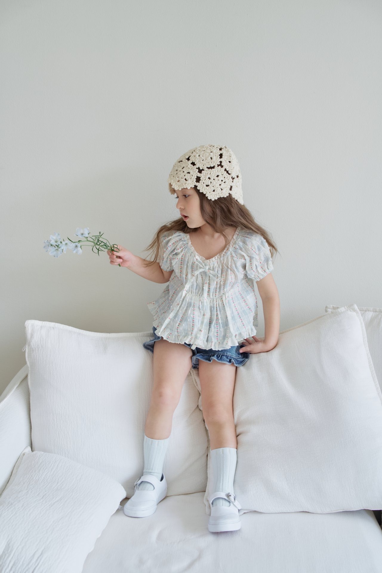 [MOMOANN] Maybe Blouse / [모모앤] 메이비 블라우스