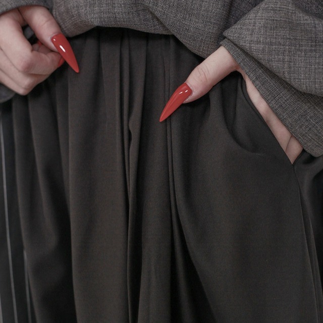 Asymmetric striped balloon pants C1589