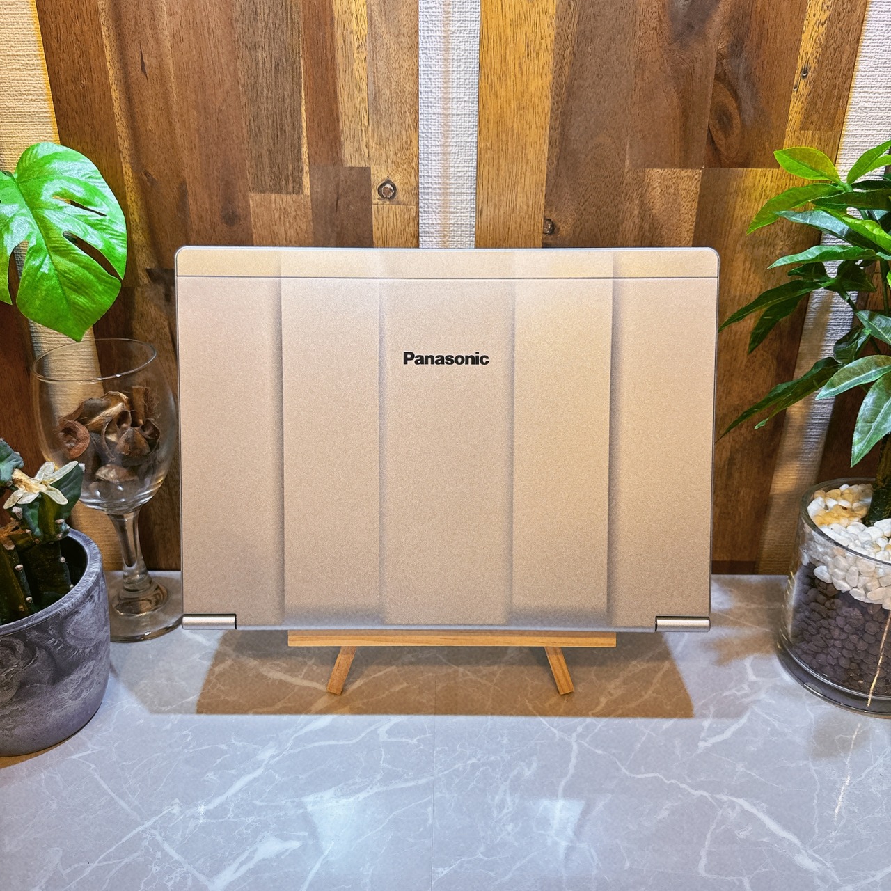 2020年式 Panasonic Let’s note SV9 第10世代Core i5 / メモリ8GB / SSD 256GB / 12.1インチ FHD ノートPC