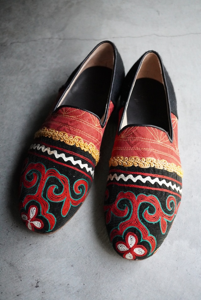 eofm / Tuskiyiz & Hair Calf  Slip on Shoes  (Size 9)