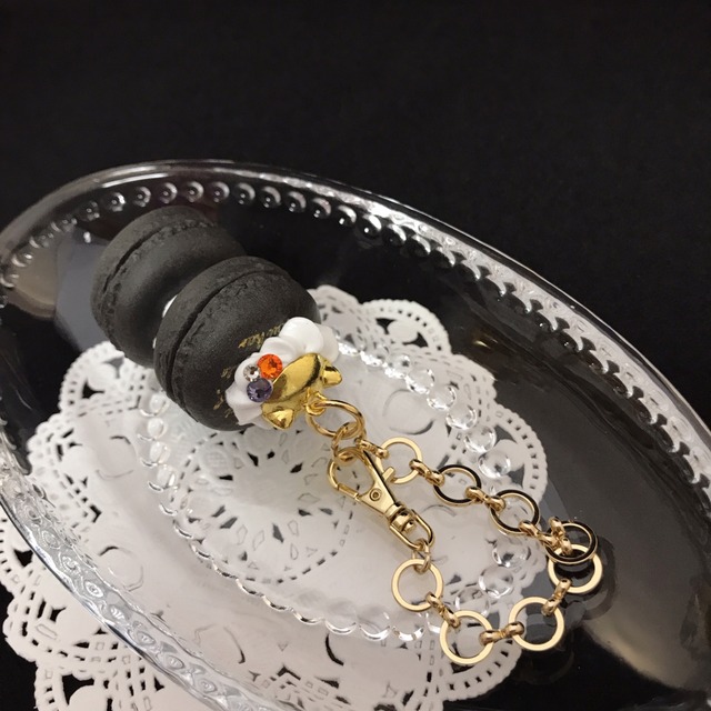 SOLD】いちごケーキポメラニアン バックインバック マカロンチャーム 