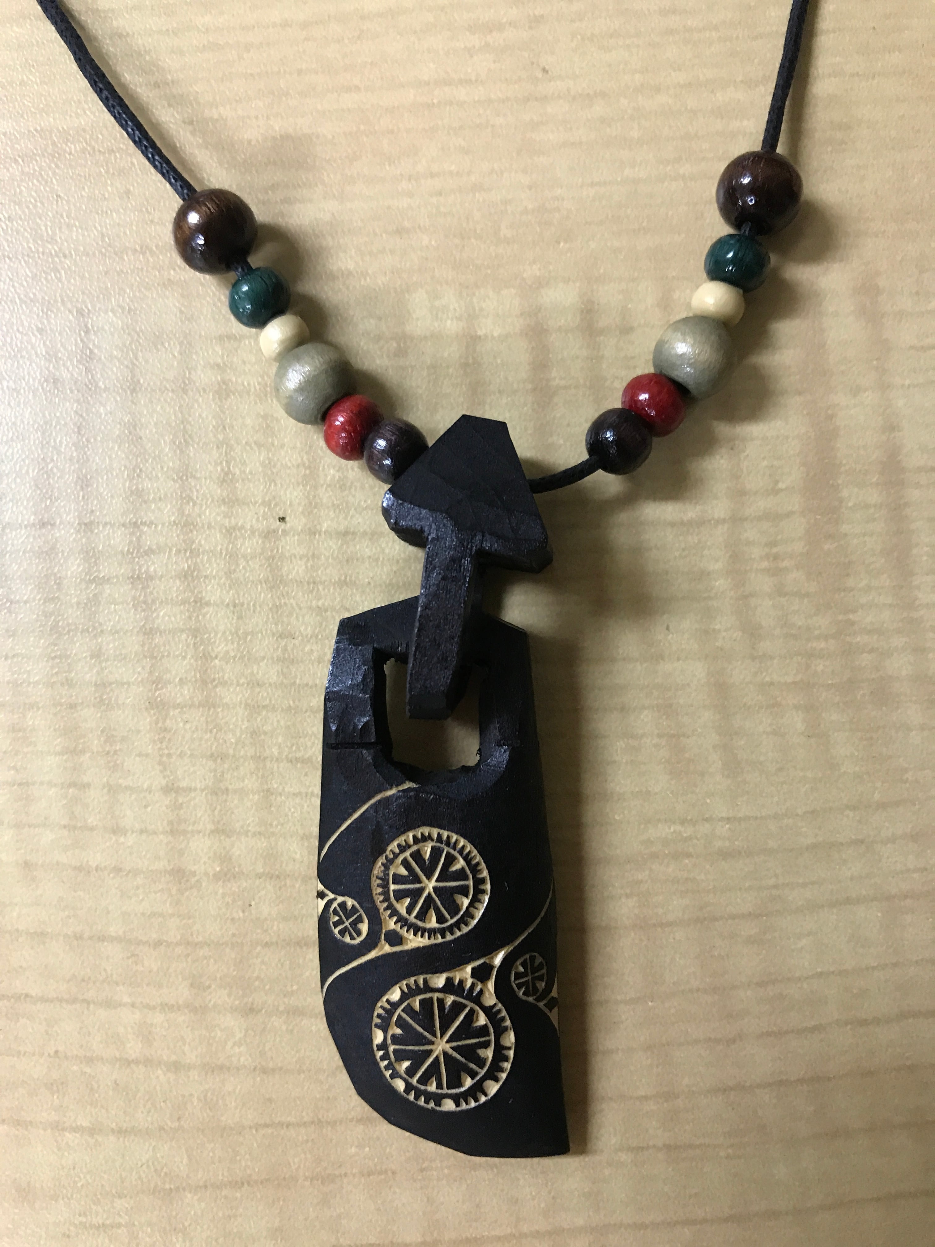 木彫りペンダント Wood carving pendant 【さっぽろアイヌクラフト