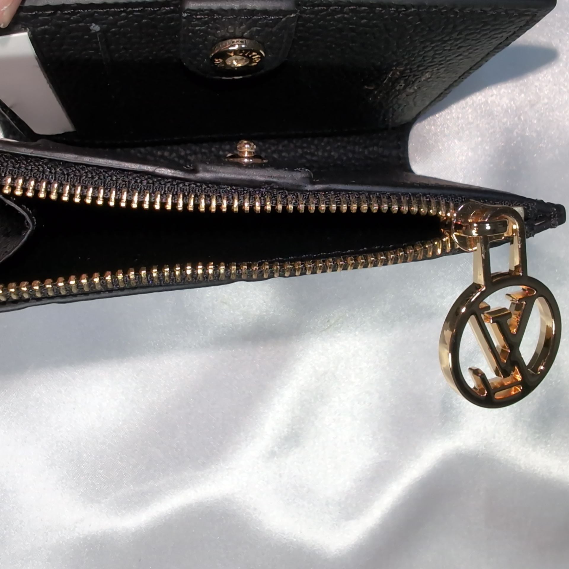 ルイヴィトン 二つ折り財布 アンプラント ポルトフォイユ・リサ | francore