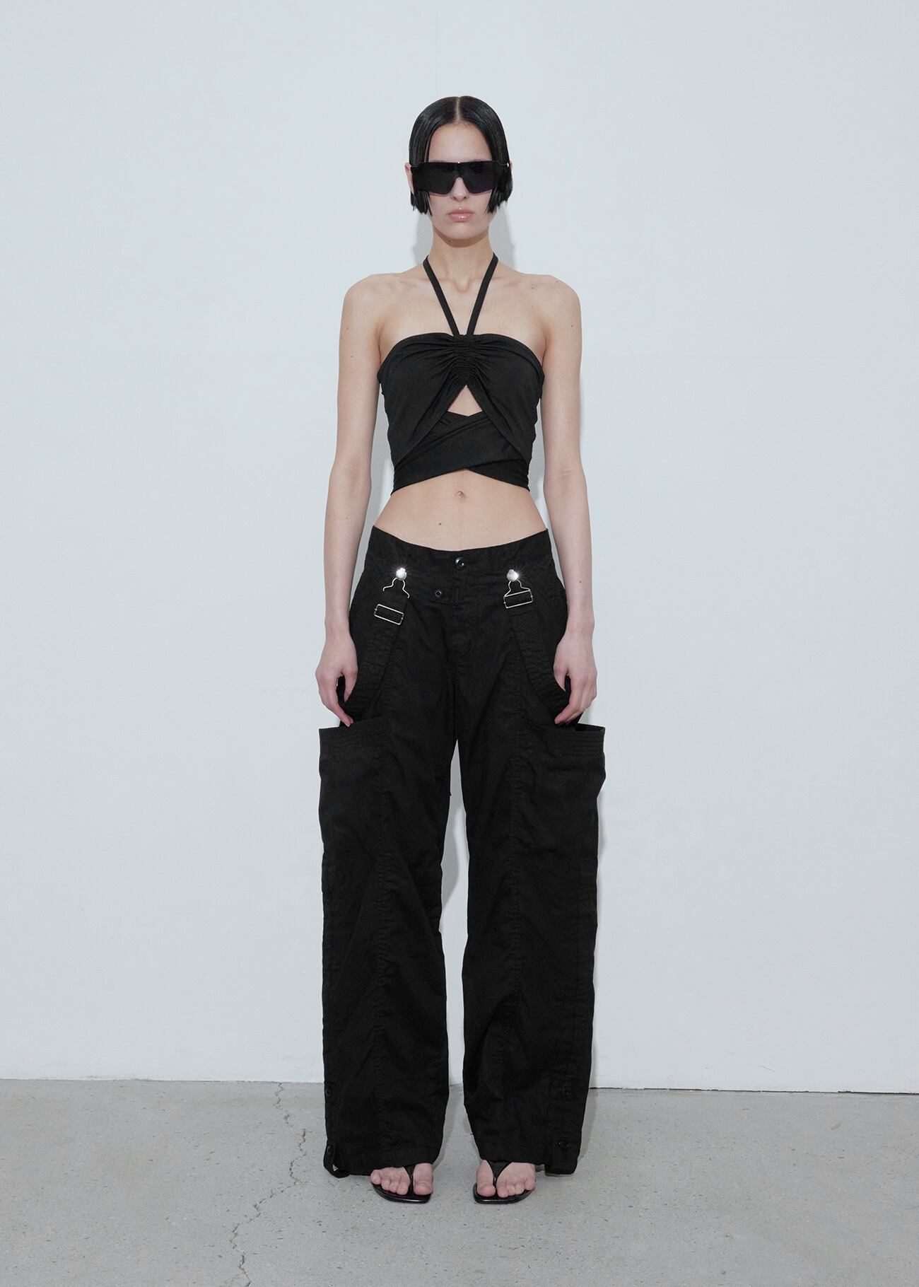 BOHEMIAN SEOUL] CROSS STRAP TOP, BLACK 正規品 韓国ブランド