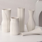 セラミック 花瓶 ツーソン 筒型 陶器 白 フラワーベース デザイン インテリア オブジェ モダン リブ シンプル