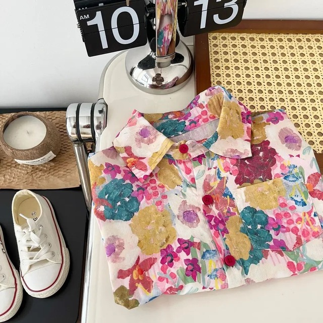 【取寄】鮮やかなカラーが目を惹く水彩画風花柄シャツ