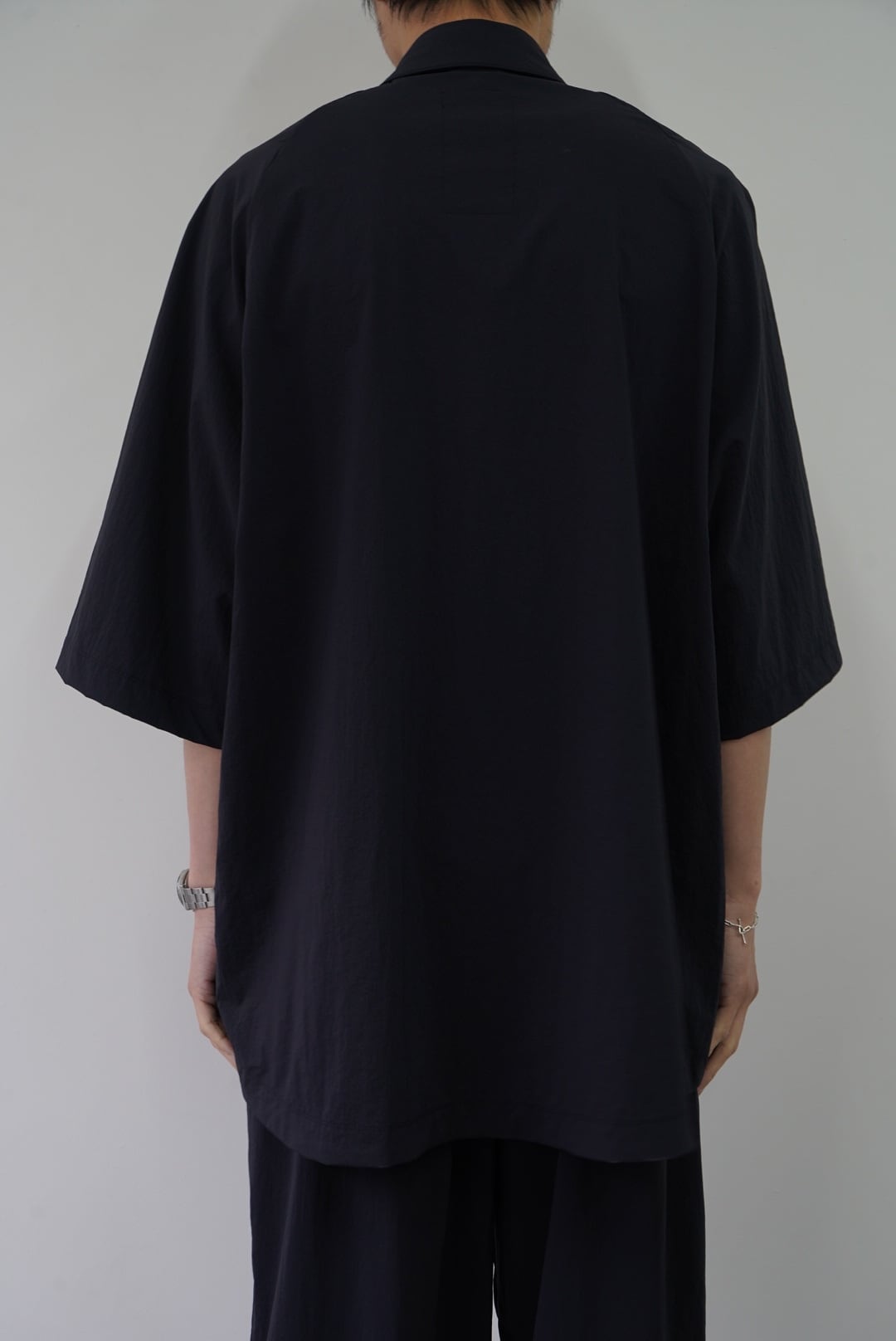 TEATORA / CARTRIDGE SHIRT S/S DR (NAVY) | LiNN